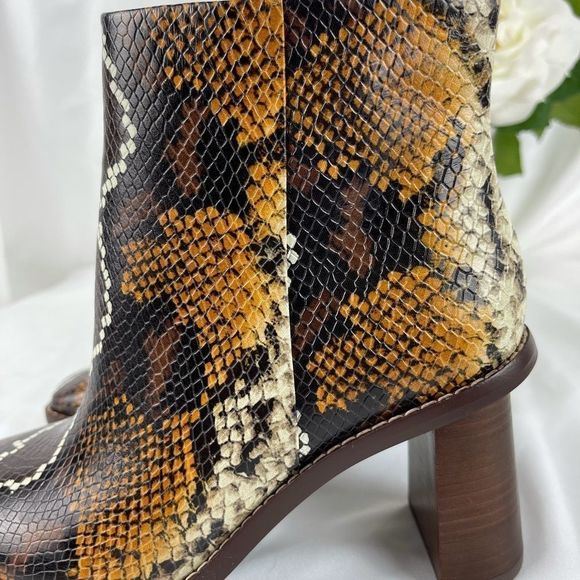 Gibson & Latimer VINA Snake Embossed Leather Boots - Picture 9 of 16